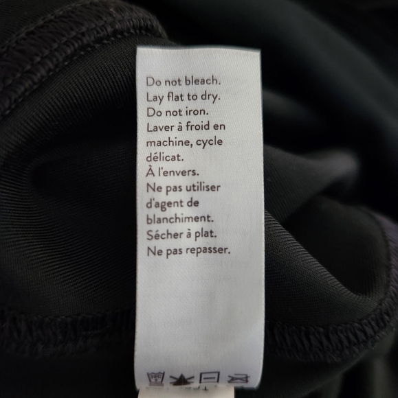 SPANX | Velvet Ankle Length Leggings in Black - Size M - Picture 9 of 9